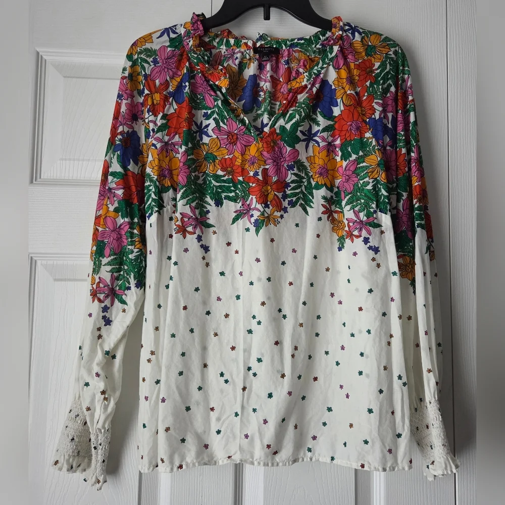 Talbots Blossful Floral Smocked Cuff Blouse Size LP - Picture 2 of 12